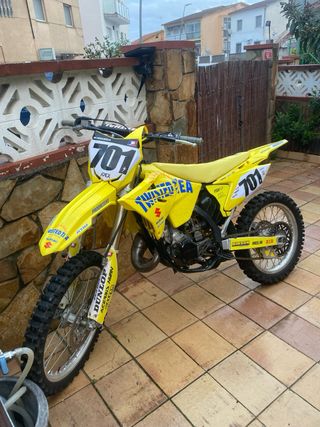 Suzuki RM125 2008 motocross