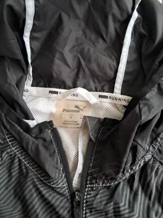 Cortavientos Puma Negro y Blanco