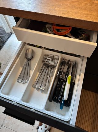 Cucina Ikea componibile con forno e cappa