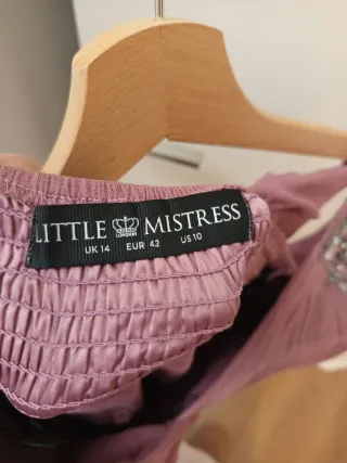 Vestido de fiesta tul rosa con pedrería.