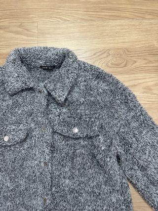 Chaqueta pelo gris Shein Talla XS