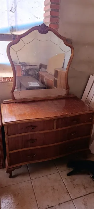 Muebles antiguos de madera escucho ofertas