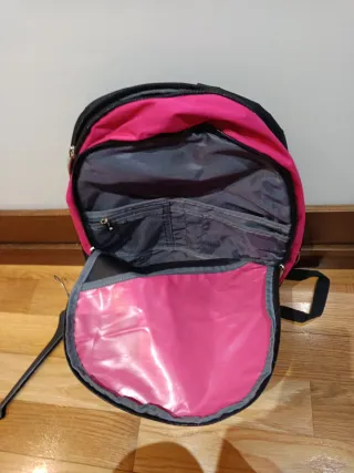 Mochila Deportiva Fila Rosa y Negra