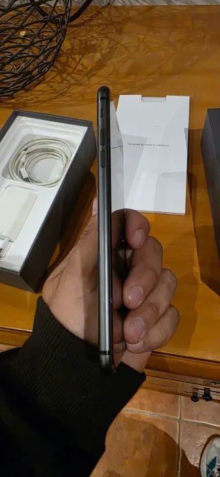 iPhone 8 Plus Grigio Siderale 64GB in ottime condizioni