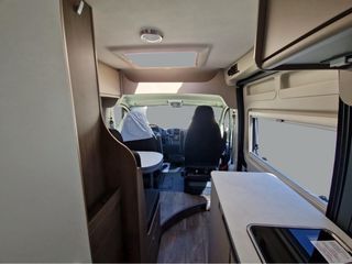 Camper Autocaravana CARADO CV 600