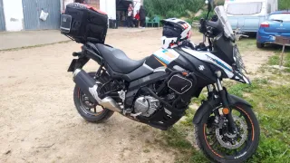 Suzuki V-Strom 650-2020 extras,24.000 kilómetros