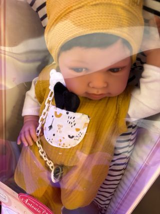 Muñeco Recién Nacido Pipo Orejitas con Cojín