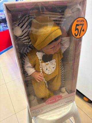 Muñeco Recién Nacido Pipo Orejitas con Cojín