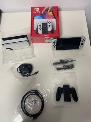 Nintendo Switch OLED Blanca + Juegos