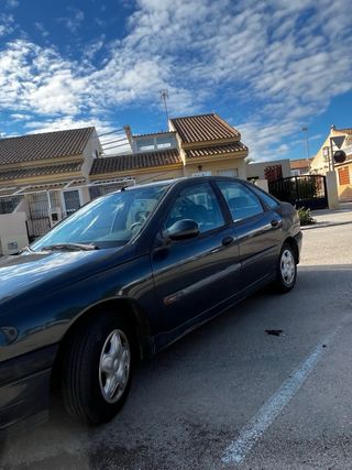Renault Laguna 2.0