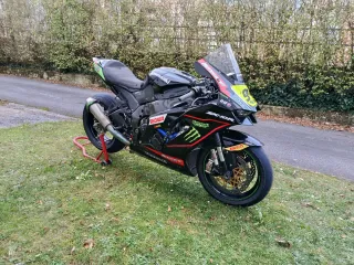 Kawasaki ZX10R 2018 Circuito