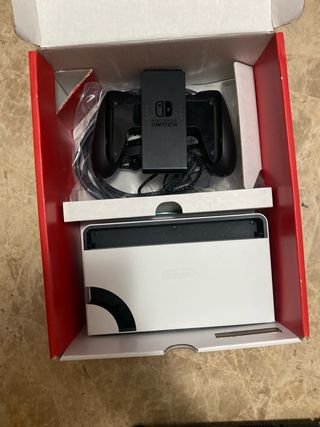 Nintendo Switch OLED + 2 Juegos