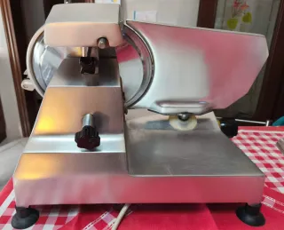 Affettatrice professionale