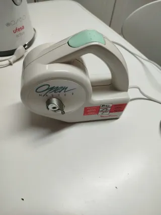 Abrelatas Eléctrico Moulinex Open Master