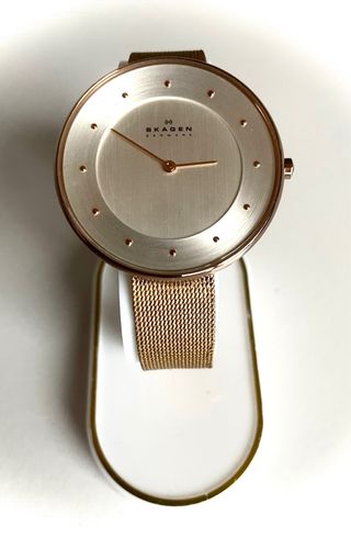 Reloj Skagen Mujer oro rosa.