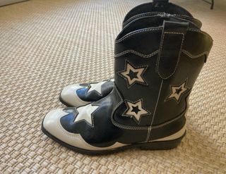 Botas cowboy Zara piel estrellas Talla 36