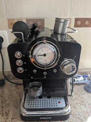 Cafetera Thera Retro Create Negra