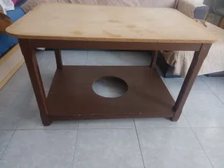 Mesa camilla marrón con brasero