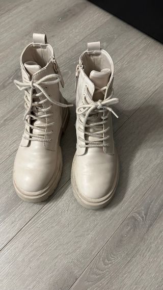 Botas Zara niña cordones talla 34