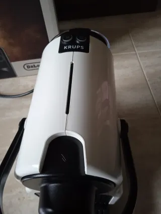 Cafetera Nespresso Inissia DeLonghi