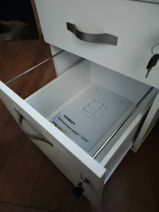 Cajonera archivador blanca con cerradura