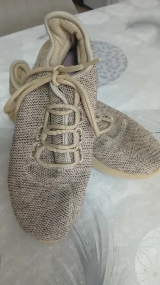 Zapatillas Adidas Beige/Gris Talla 40