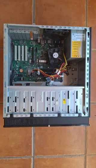 Torre Dell Vostro 420 Negra