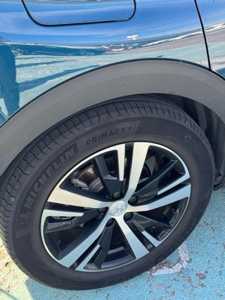 Vendo Peugeot 3008 GT Hybrid 225 CV, año 2021, en