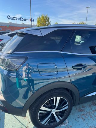 Vendo Peugeot 3008 GT Hybrid 225 CV, año 2021, en