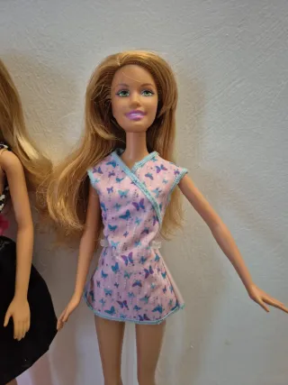 Pack 2 Barbies