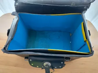 Maleta de Moto Negra Cuero