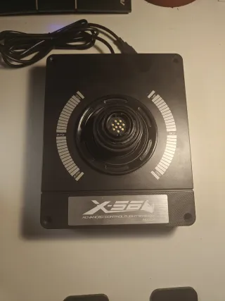 Joystick Logitech X-56 HOTAS