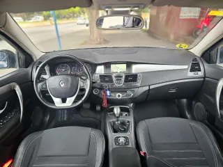 Renault Laguna GT 2.0 DCI 130 cv año 2012