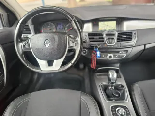 Renault Laguna GT 2.0 DCI 130 cv año 2012