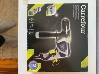 Taladro percutor con maletín