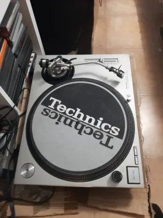 Technics SL-1200MK2 Tocadiscos