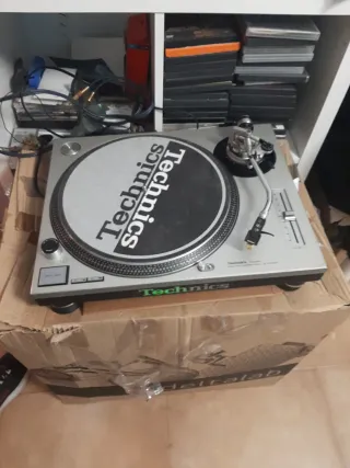 Technics SL-1200MK2 Tocadiscos