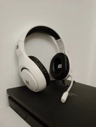 Consola Sony PS4 Negra