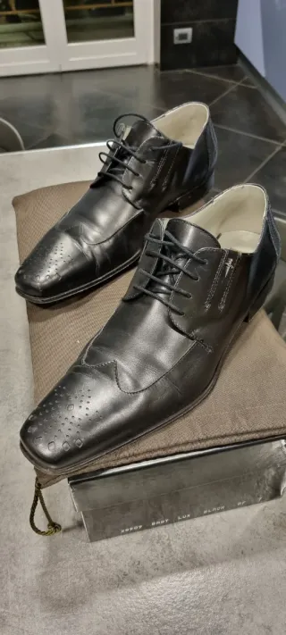 Scarpe eleganti Cesare Paciotti N. 42