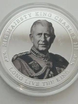 Réplica Moneda Carlos III Plateada