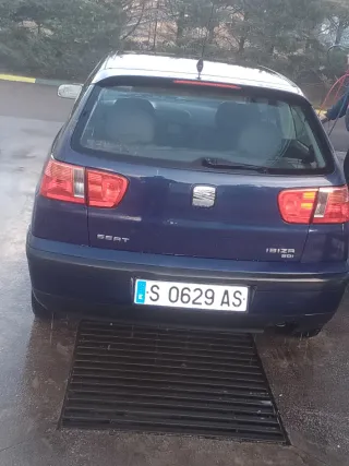 SEAT ibiza .. 2001
