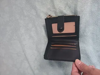 Cartera Negra Plegable