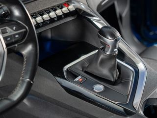 Oferta! Peugeot 3008 (2016) Gasolina, Manual