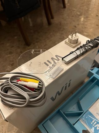Wii Completa + juego + Wii Sports kit