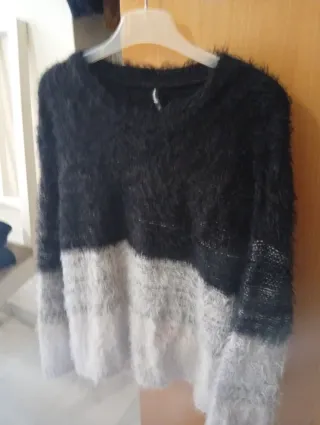 Jersey peluche negro y blanco