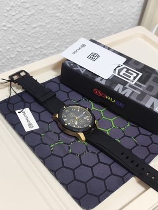 Reloj BORUSE Cronógrafo Negro y Dorado