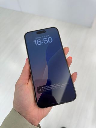 IPHONE 15 PRO MAX 256GB SEMI NUEVO