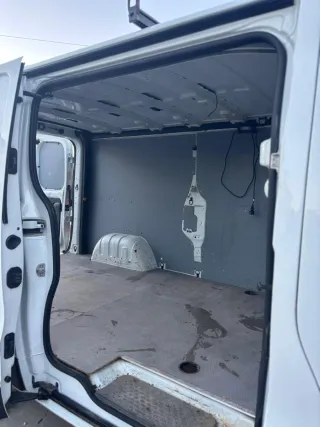 Nissan NV300, 2017 con 158.000 km