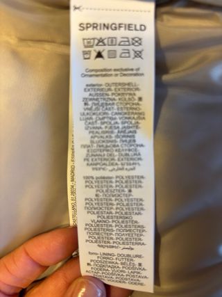 Chaqueta térmica con capucha. Nueva con etiqueta.