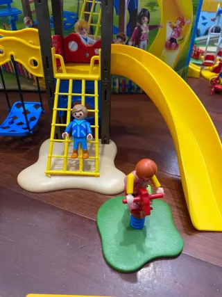 Playmobil Parque Infantil City Life